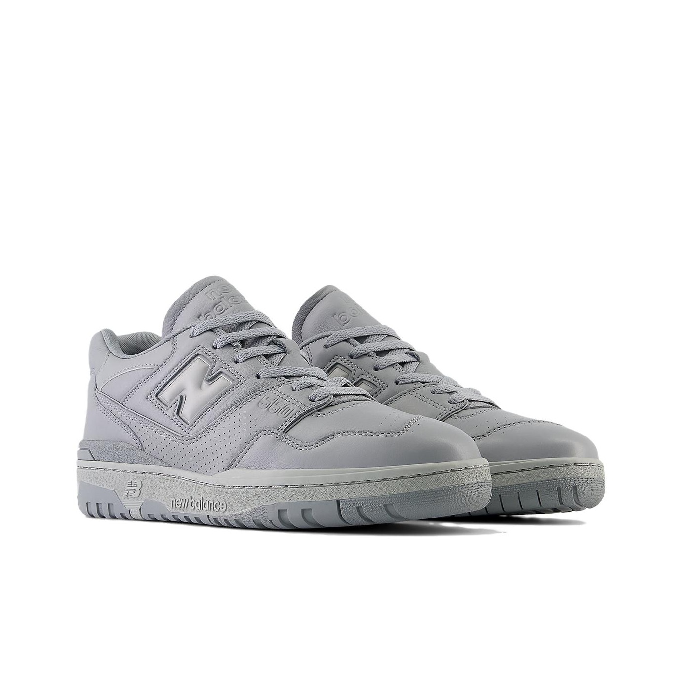 حذاء نيو بالانس NB 550 للتنزه  - مراجعة New Balance Shoes 550 وسعره